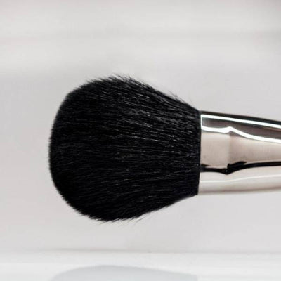 144 - Large Powder Brush - Plush Beauty