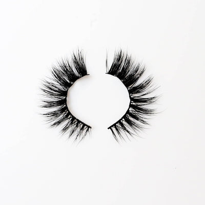 Ariana Mink Eyelashes - Plush Beauty
