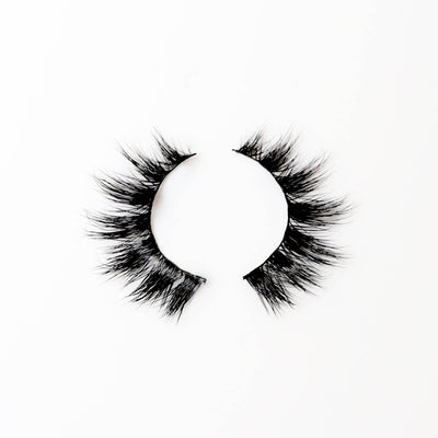 Mona Mink Eyelashes - Plush Beauty
